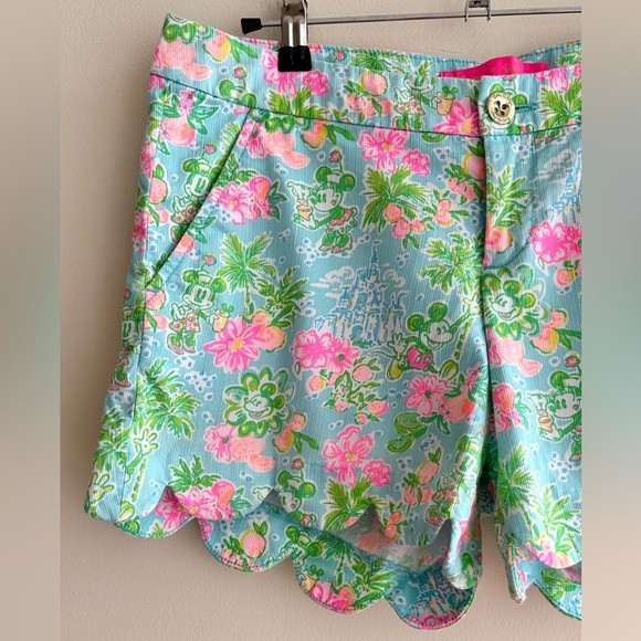 Disney Parks Collection x Lilly Pulitzer Tropical Scalloped Shorts, Size 4 - Picture 3 of 16
